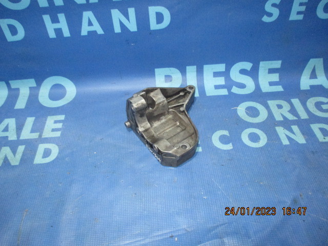 Suport pompa servo-directie BMW E90 325d; 7794455