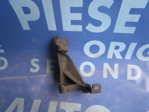 Suport pompa servo-directie Renault Scenic 1.9dci ; 7700115681
