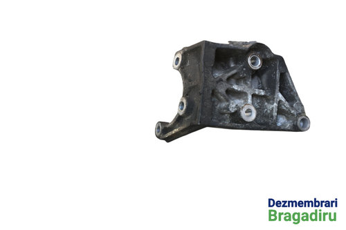 Suport pompa servodirectie Cod: 4R8Q-3K738-CC 4R8Q-3K738-CC Land Rover Discovery 3 [2004 - 2009] SUV...