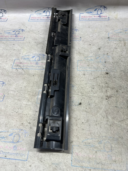 Suport prag dreapta BMW X1 F48 2017, 51777332332