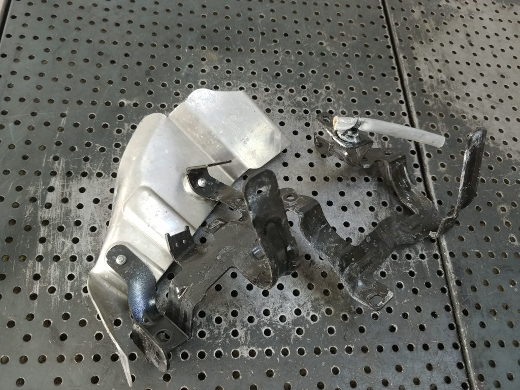 Suport prindere accesorii 2.0b 260920 mercedes a-class a35 amg w177 euro 6 a1775047200m