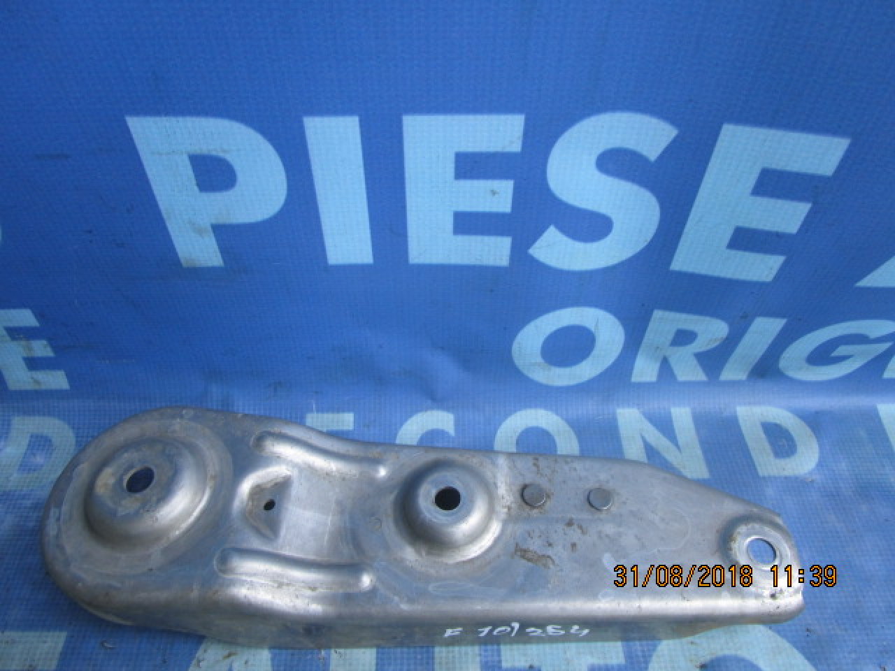 Suport punte BMW F10 520d ; 52188410