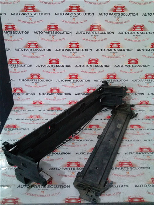 Suport radiatoare BMW F11 3.0 D an fabr. 2011