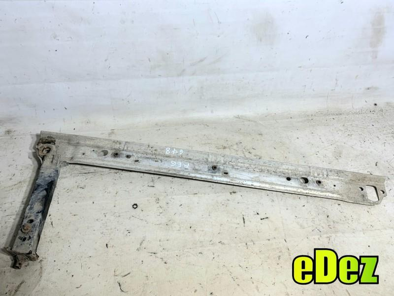 Suport radiatoare / traversa inferioara Renault Megane 3 (2008-2012) 544F00003R