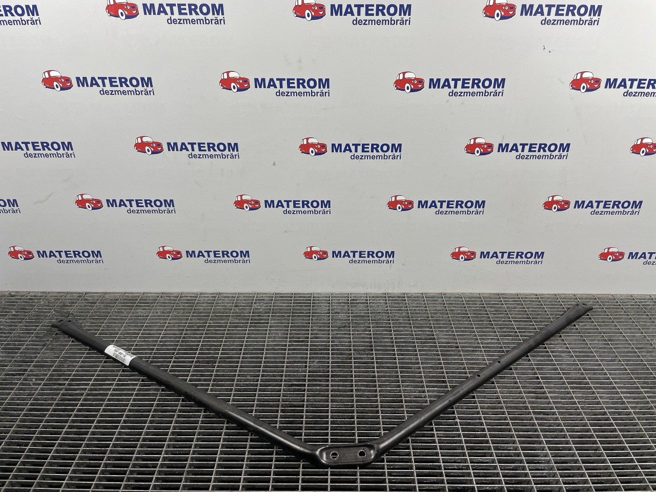 SUPORT RADIATOR BMW SERIA 5 E 60 2.0 D - (2007 2010)