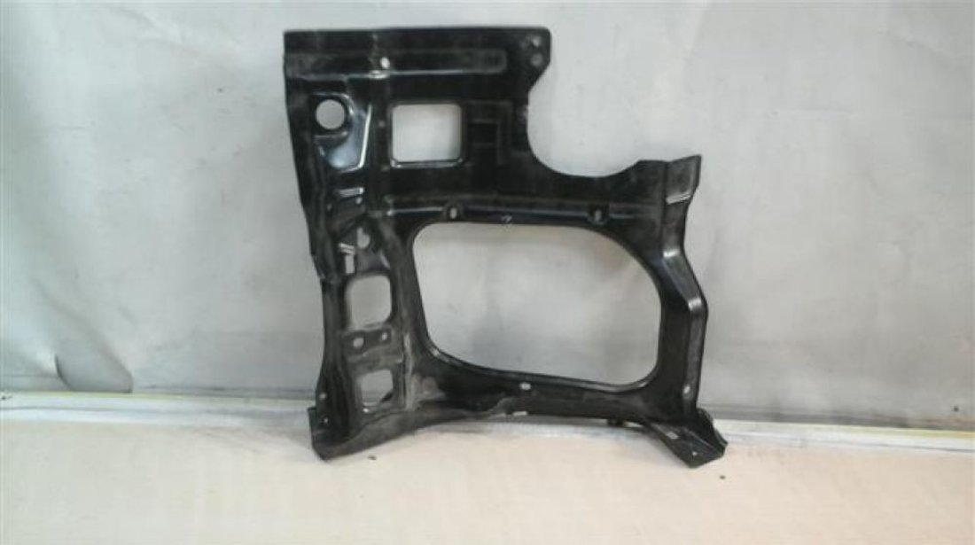 Suport radiator stanga fata Toyota Hilux An 2005 cod 53209-0K010