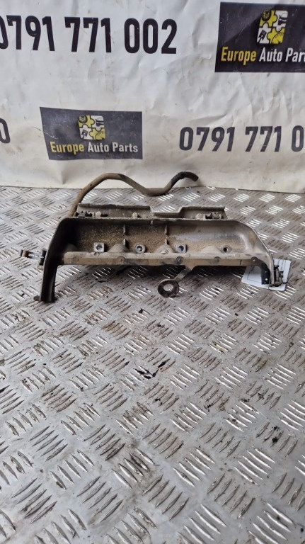 Suport rampa injectoare Renault Master 2 an 2006 2.5 dci cod motor G9U750 ,transmisie manuala cod 82...