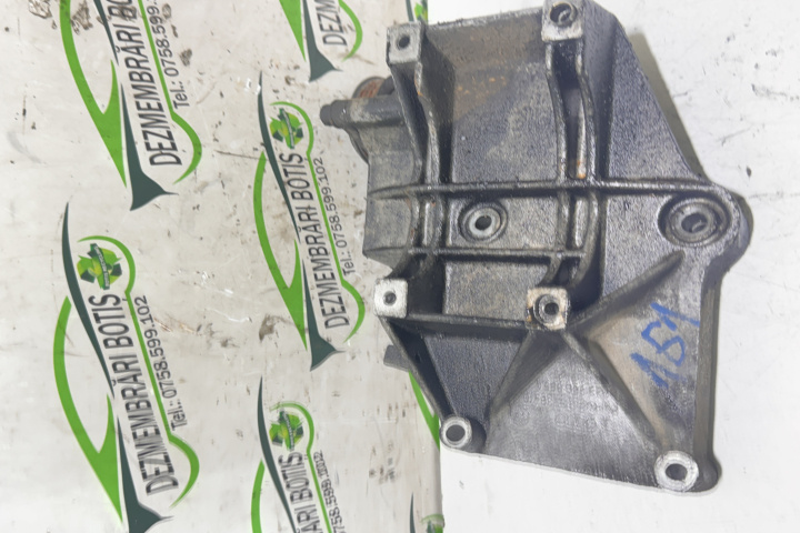 Suport rola accesorii 028 260 885 Audi A4 B5 [1994 - 1999] Sedan 1.9 TDI MT (110 hp)