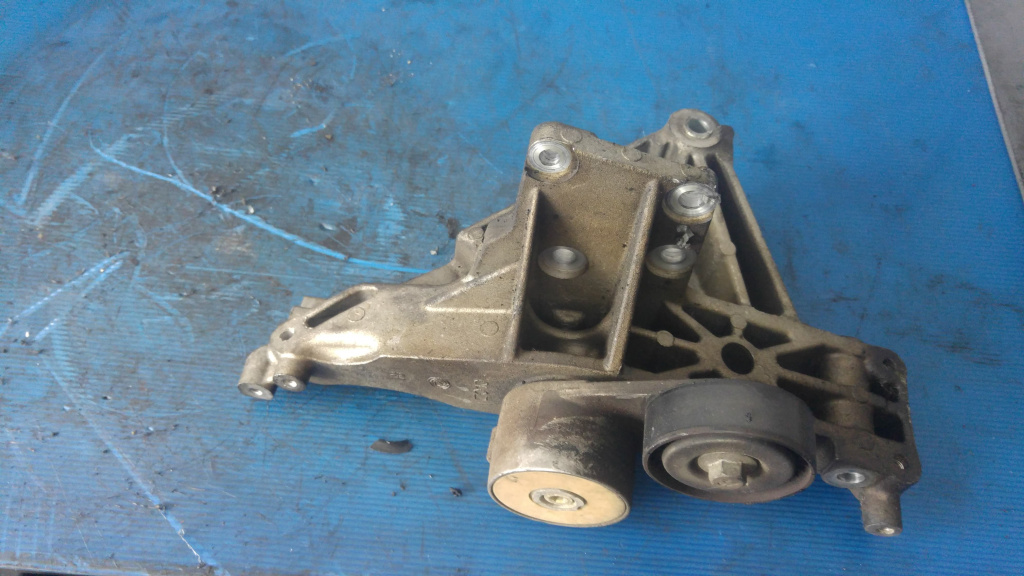 Suport rola accesorii 1.2 b 188a4000 fiat panda palio punto 188 lancia y
