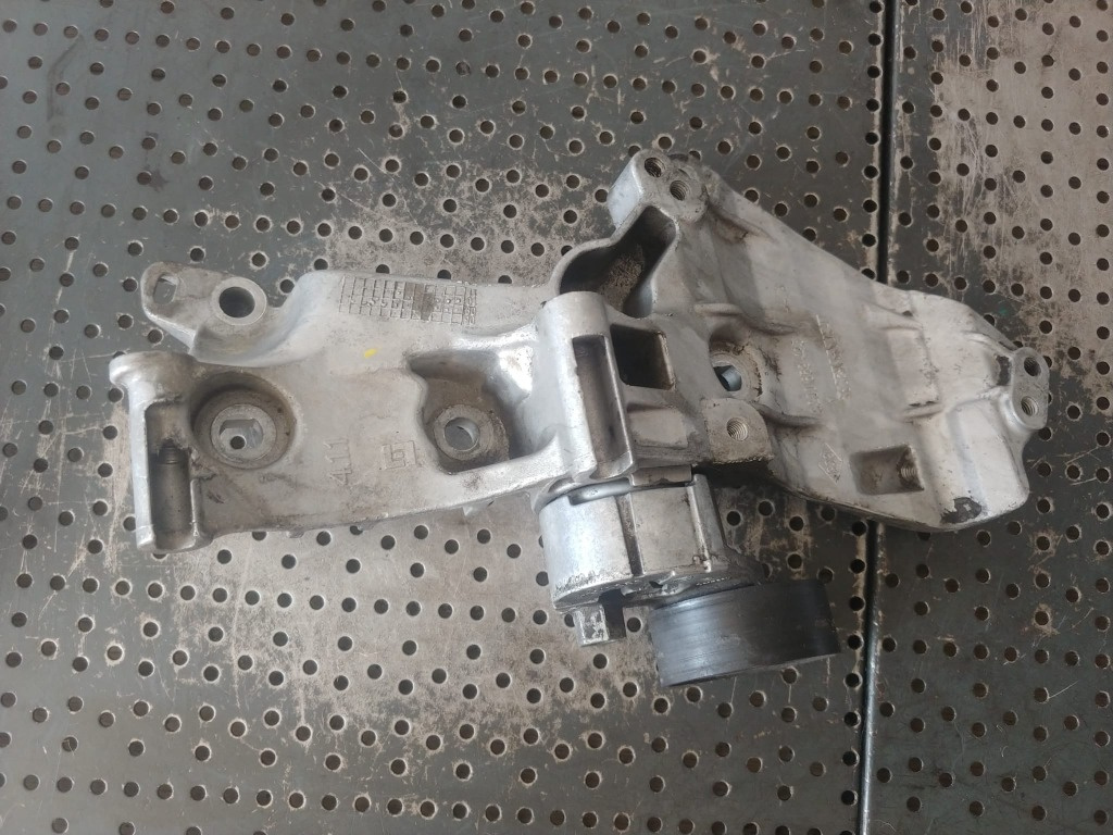 Suport rola accesorii 1.5 dci k9k renault scenic 3 clio 3 megane 3 kangoo clio 4 captur 8200669495