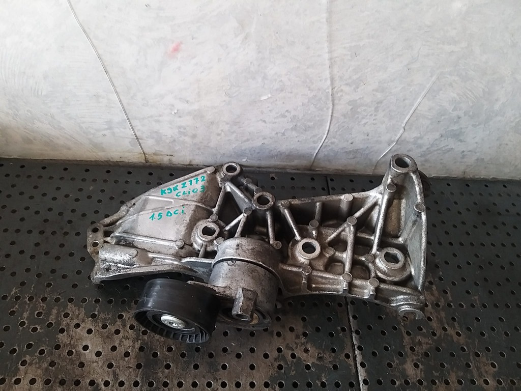 Suport rola accesorii 1.5 dci renault clio 3 8200669495
