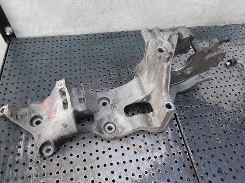 Suport rola accesorii 1.6 tdi seat leon 5f1 vw golf 7 skoda octavia 3 audi a3 8v 04l903143d