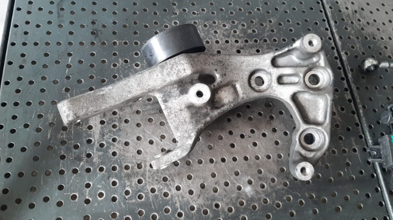 Suport rola accesorii 1.7cdti a17dtr opel astra j