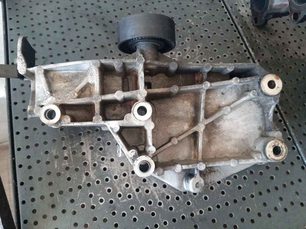 Suport rola accesorii 1.9 jtd 939a1000 alfa romeo 159 939 55197248