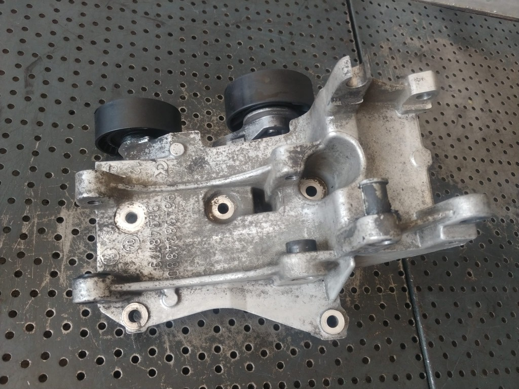 Suport rola accesorii 2.0 hdi 2.2hdi citroen c8 peugeot 807 peugeot 607 expert fiat ulysse scudo 9643834880