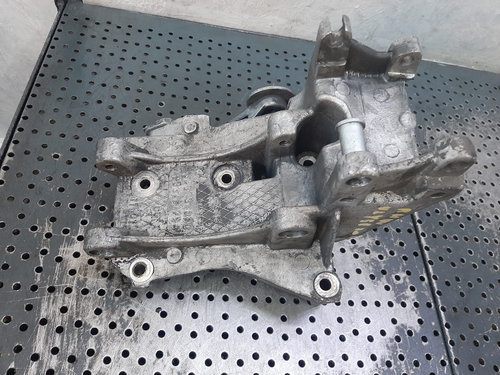 Suport rola accesorii 2.0 hdi 2.2hdi citroen c8 peugeot 807 peugeot 607 expert fiat ulysse 964383488...
