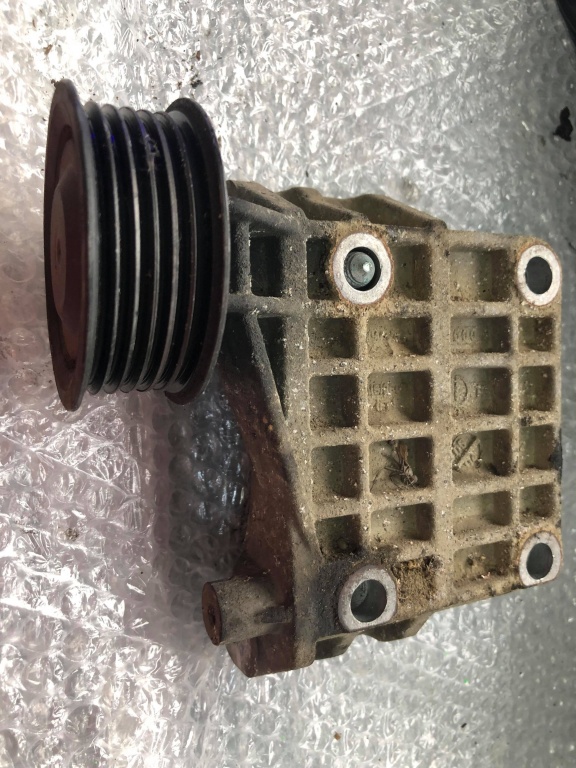 Suport rola audi a6 4f 3.0d 2006 059903341e