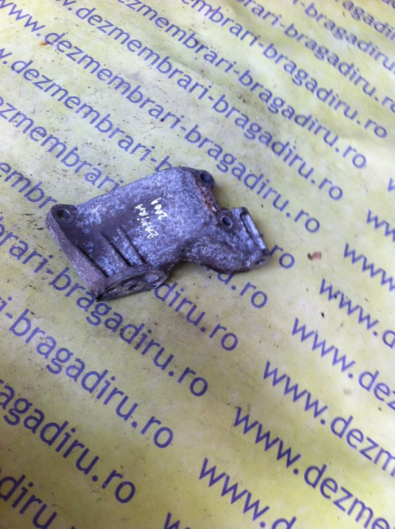 Suport rola Opel Zafira A [facelift] [2003 - 2005] Minivan 5-usi 1.6 MT (101 hp) (F75_)