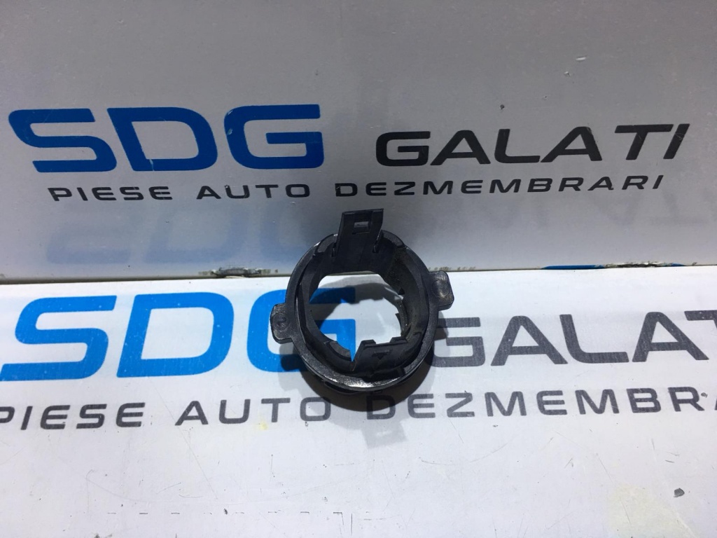 Suport Senzor Parcare Mazda 6 2002 - 2008 Cod Piesa : 1036023193