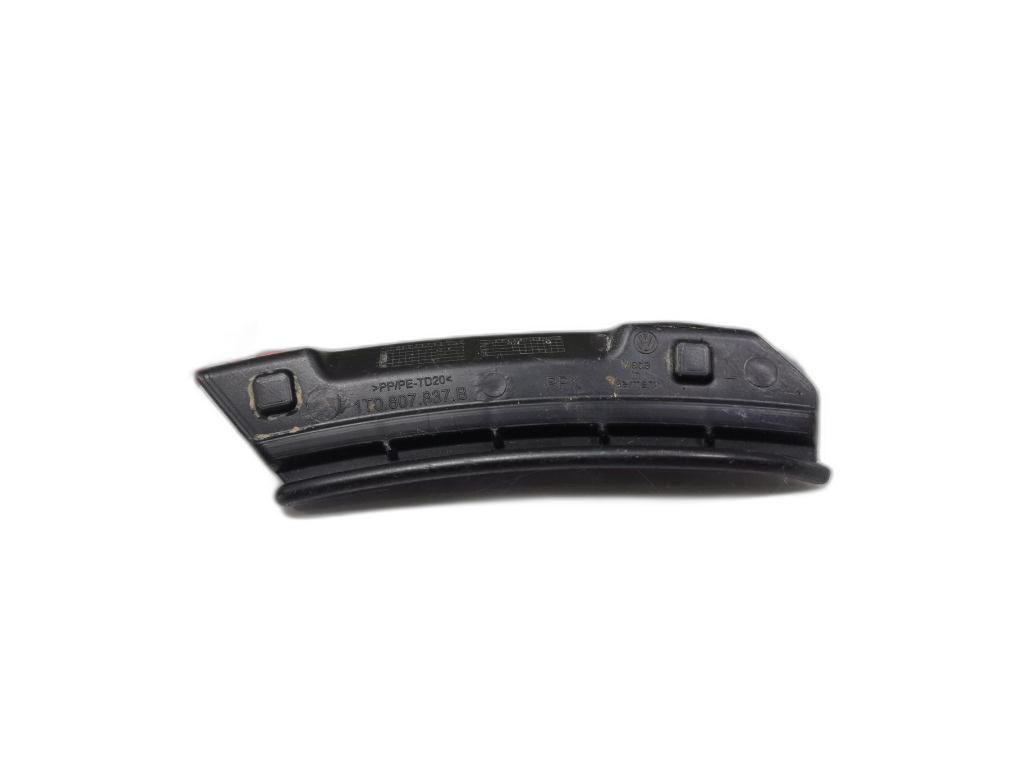 Suport spoiler stanga spate Volkswagen Touran (1T3) 2.0 TDI CFHC 2012 VOLKSWAGEN TOURAN (1T3) [ 2010 - 2015 ] OEM 1T0807837B