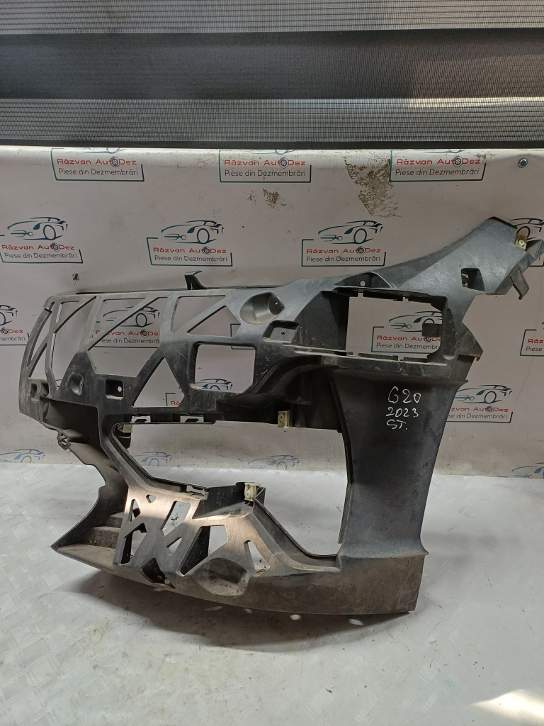 Suport stânga bara spate BMW Seria 3 G20 2.0 Hybrid 2024, CU DEFECT