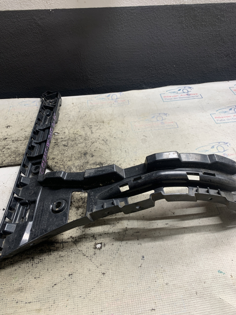 Suport stânga bara spate Mercedes C Class W205 - Motorina 2015, A2058801702