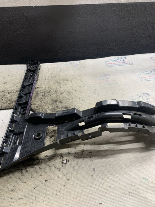 Suport stânga bara spate Mercedes C Class W205 - Motorina 2015, A2058801702