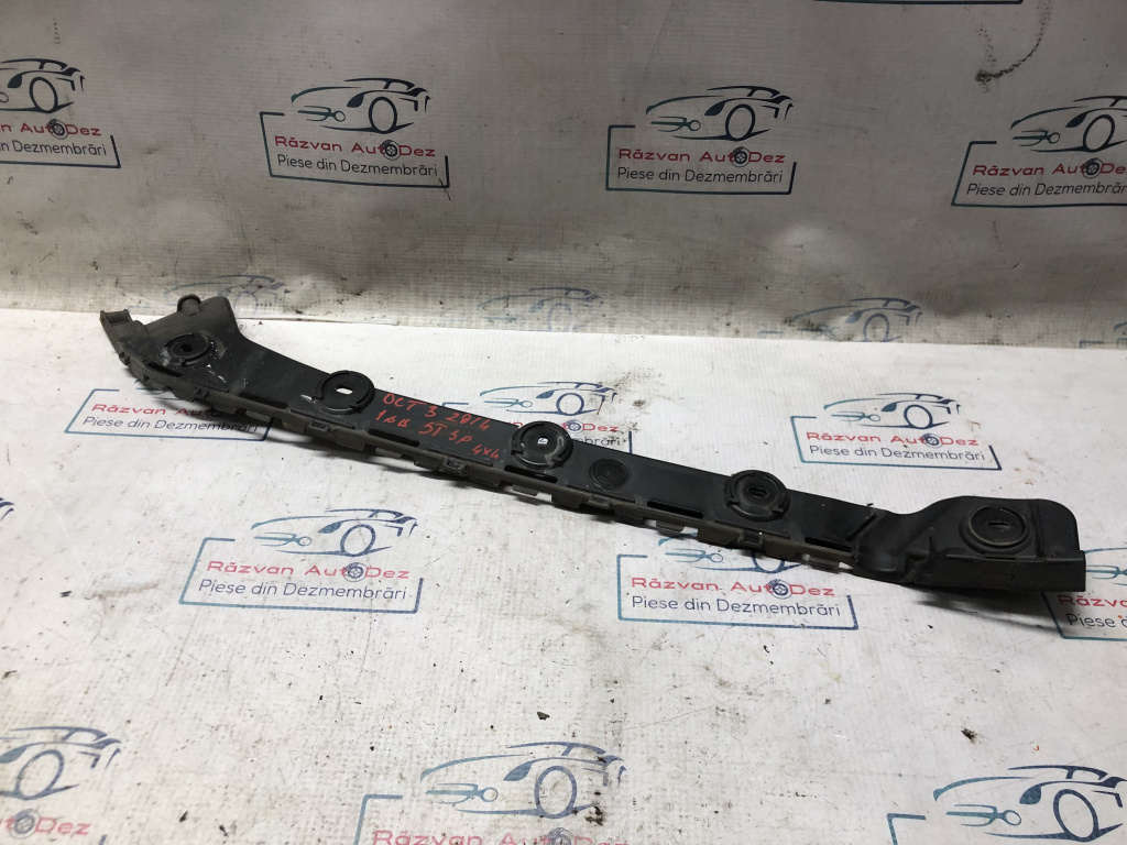 Suport stânga bara spate Skoda Octavia 3 1.6 Motorina 2014, 5E9807393