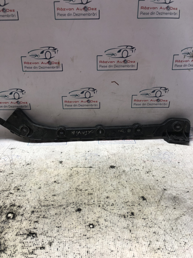 Suport stânga bara spate Skoda Octavia 3 2015, 5E9807393