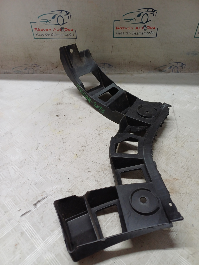 Suport stânga bara spate Volkswagen Tiguan 2.0 Motorina 2013, 5N0807393E