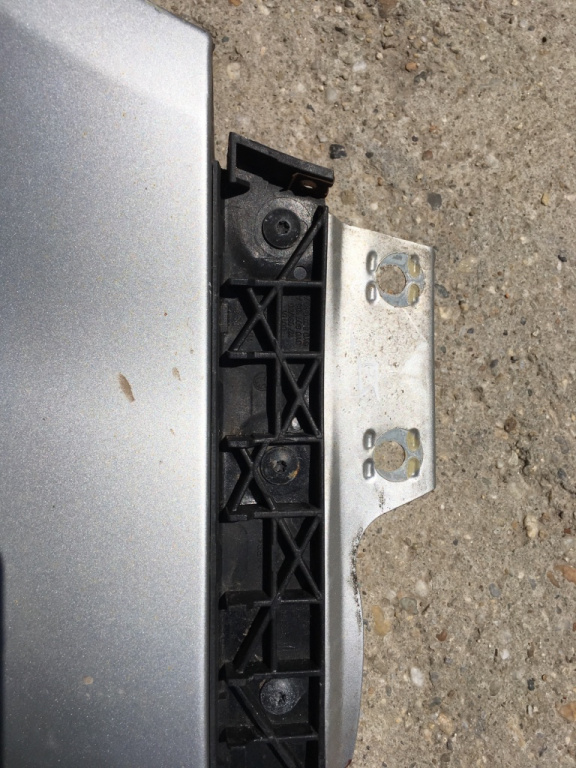 Suport stanga bara fata pe aripa Skoda Fabia 6Y [1999 - 2004] Hatchback 5-usi 1.4 TDI MT (75 hp) (6Y2)