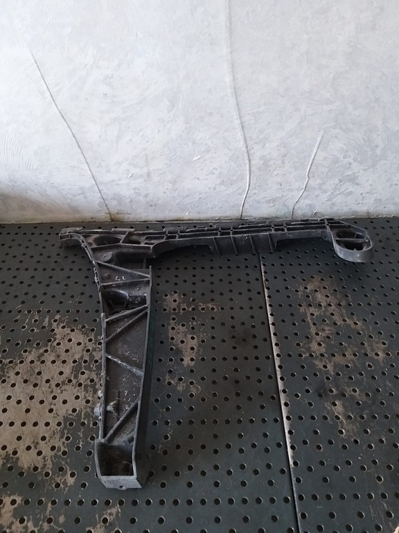 Suport stanga bara spate audi a4 b9 8w 8w5807453