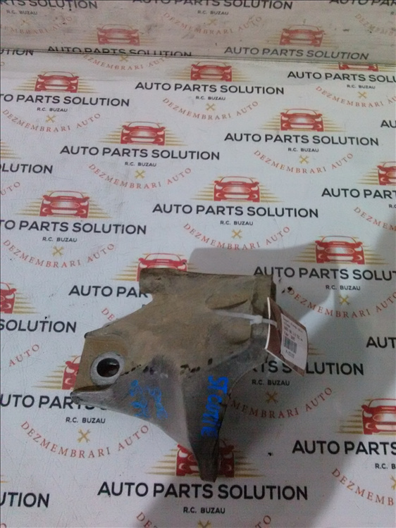 Suport stanga cutie viteze AUDI A8 3.0 TDI an fabr. 2005