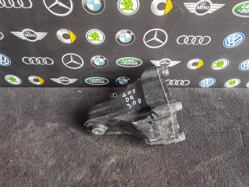 Suport stanga Mercedes C class W205 A2642200200