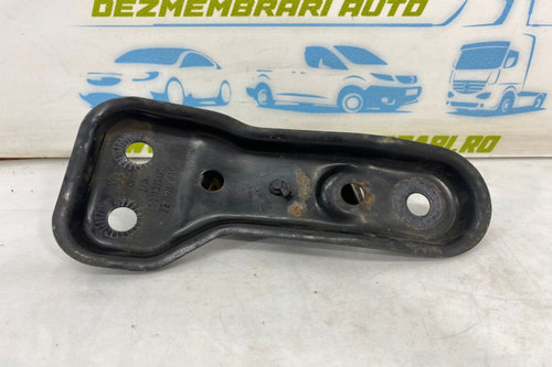 Suport superior radiator 5Q0199517E Volkswagen VW Passat B8 [2014 - 2020]