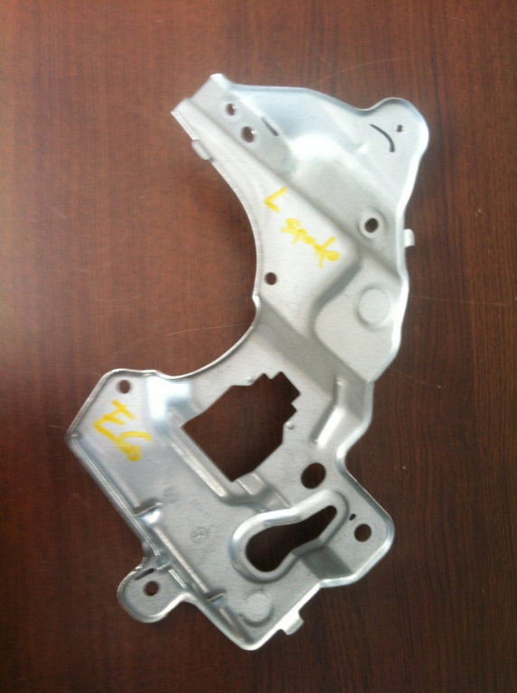 Suport tabla fata usa stanga spate BMW Seria 5 E60/E61 [2003 - 2007]