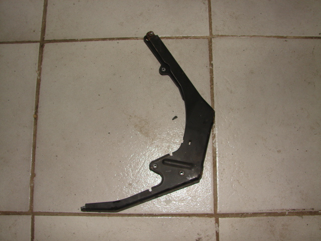 Suport tabla Mercedes-Benz C-Class W203/S203/CL203 [2000 - 2004] Sedan 4-usi C 200 CDI MT (116 hp) 2.2 CDI