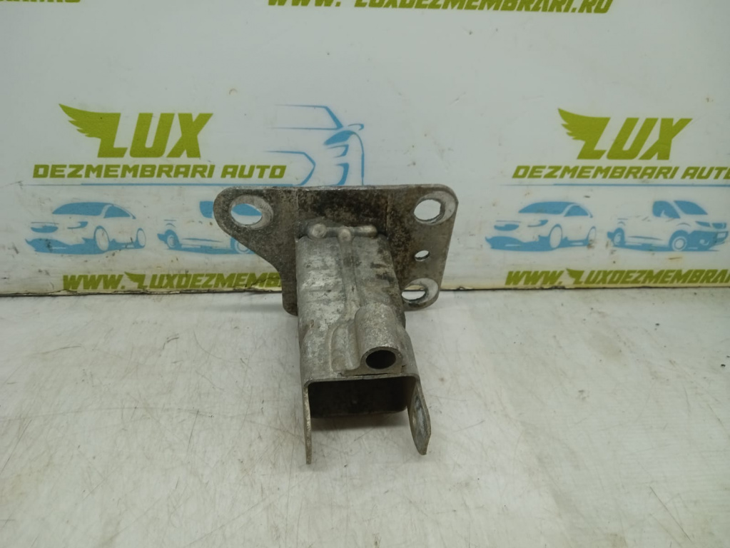 Suport tampon bara fata 8200011107 Renault Megane 2 [facelift] [2006 - 2012] 1.5 dci K9K724