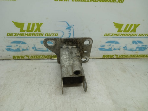 Suport tampon bara fata 8200011107 Renault Megane 2 [facelift] [2006 - 2012] 1.5 dci K9K724