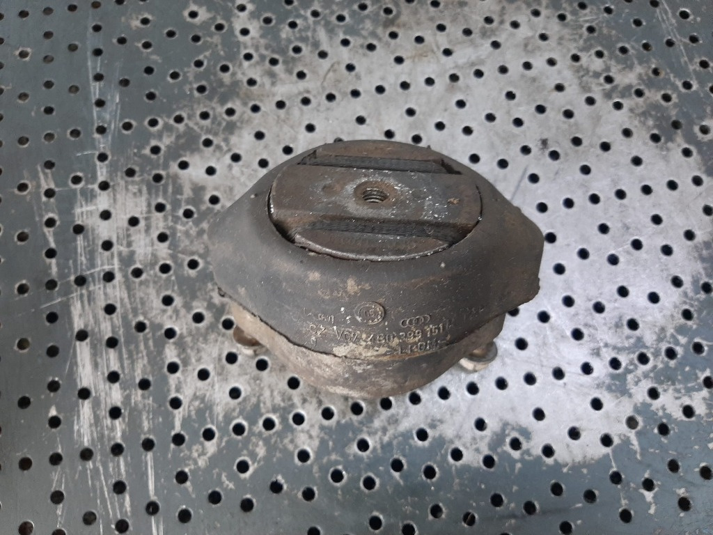 Suport tampon cutie 3.0 tdi bkn audi a4 b7 4b0399151m