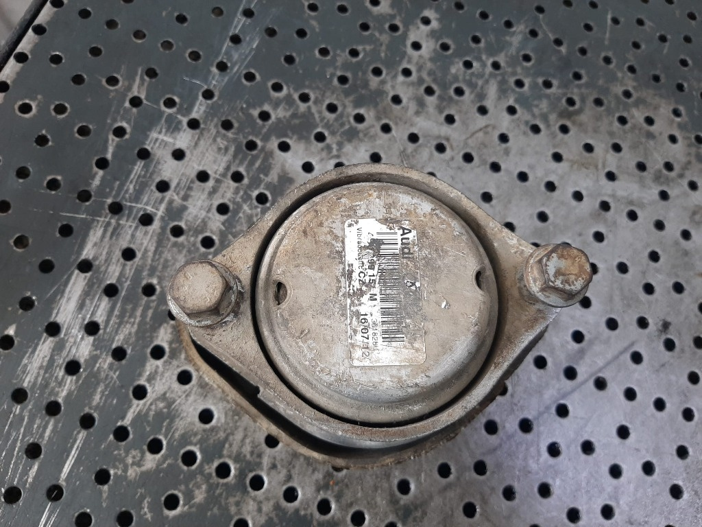 Suport tampon cutie 3.0 tdi bkn audi a4 b7 4b0399151m