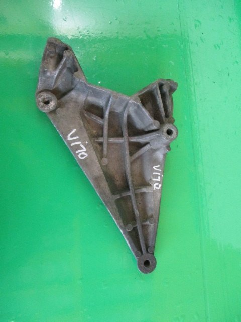SUPORT / TAMPON CUTIE VITEZE MERCEDES VITO W638 112 2.2 CDI 90KW 122CP FAB. 1996 - 2003 ⭐⭐⭐⭐...