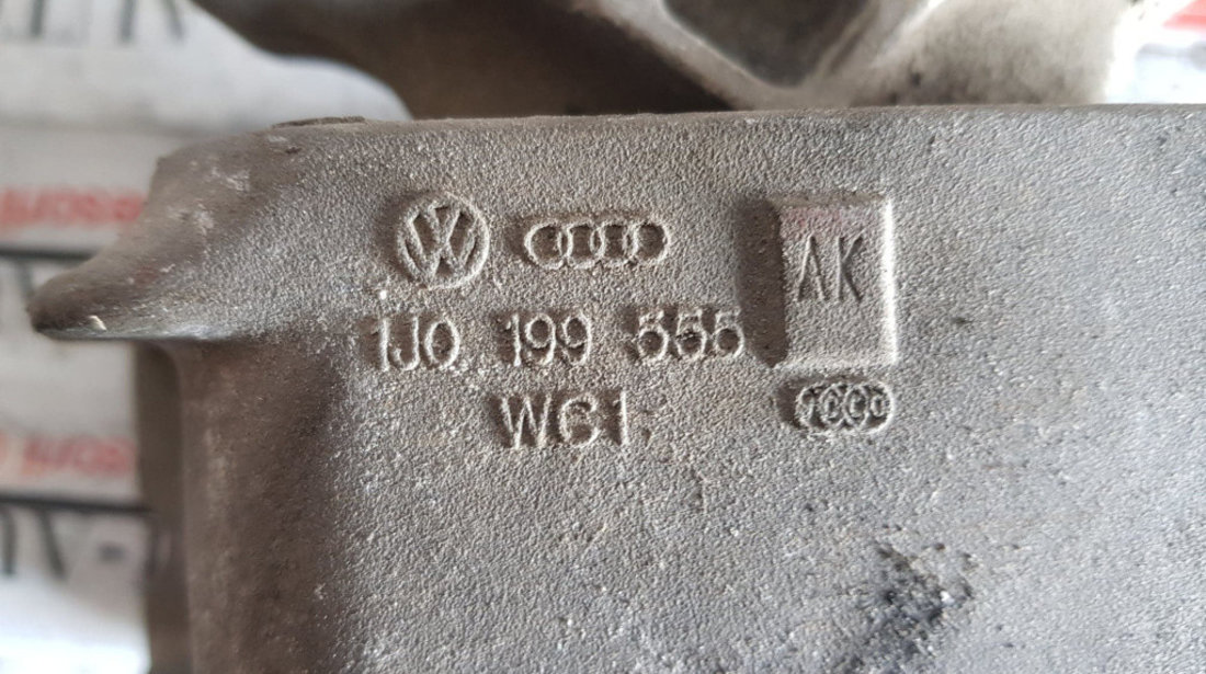 Suport / Tampon cutie viteze stanga VW Bora 1.6i 105 cai motor ATN cod piesa : 1J0199555AK