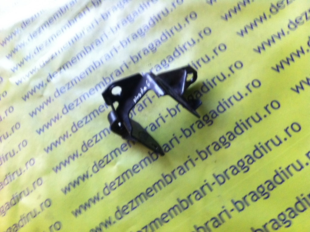 Suport tampon Mazda 6 GG [2002 - 2005] Liftback 2.0 MZR-CD MT (136 hp) SPORT RF5C