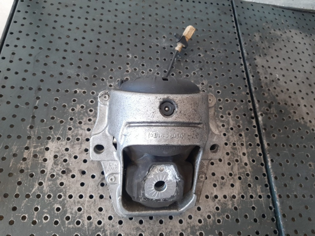Suport tampon motor 2.0tdi cnh audi a6 4g c7 8r0199381