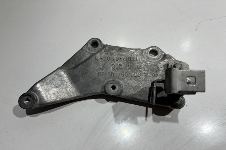 Suport / tampon motor 2.2 CDI A6510940039 Mercedes-Benz C-Class W205/S205/C205 [2014 - 2018]