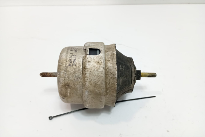 Suport tampon motor 8D0199379AE Volkswagen VW Passat B5 [1996 - 2000]
