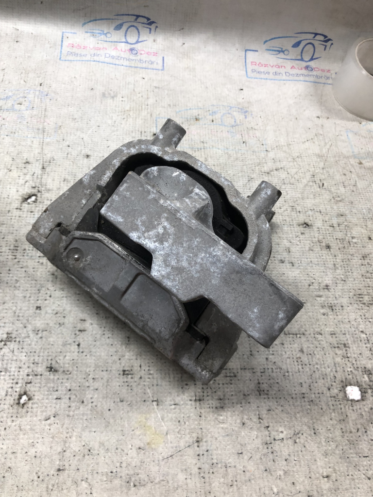 Suport tampon motor Audi Q3 2.0 Motorina 2012, 5N0199262F