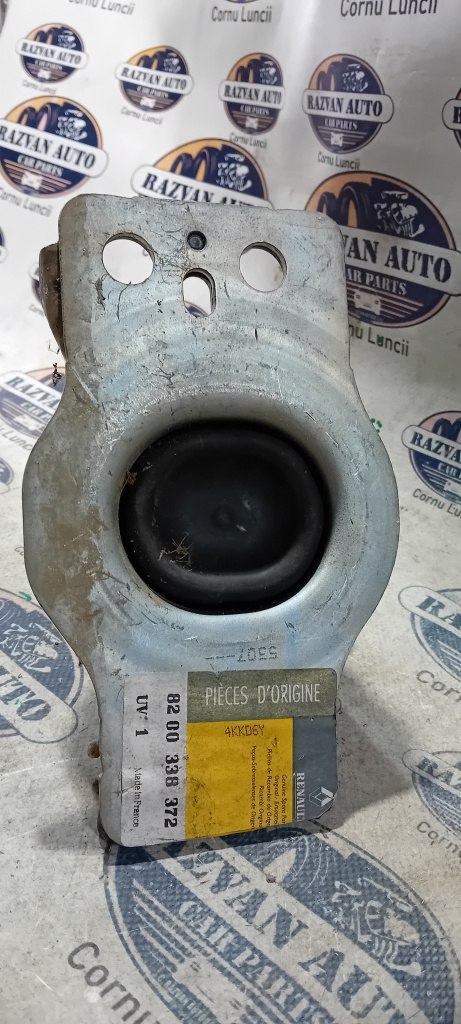 Suport tampon motor Dacia Logan, 8200338372