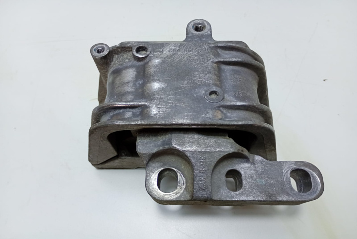 Suport / tampon motor dreapta 1K0199262P Audi A3 8P/8PA [facelift] [2004 - 2008]